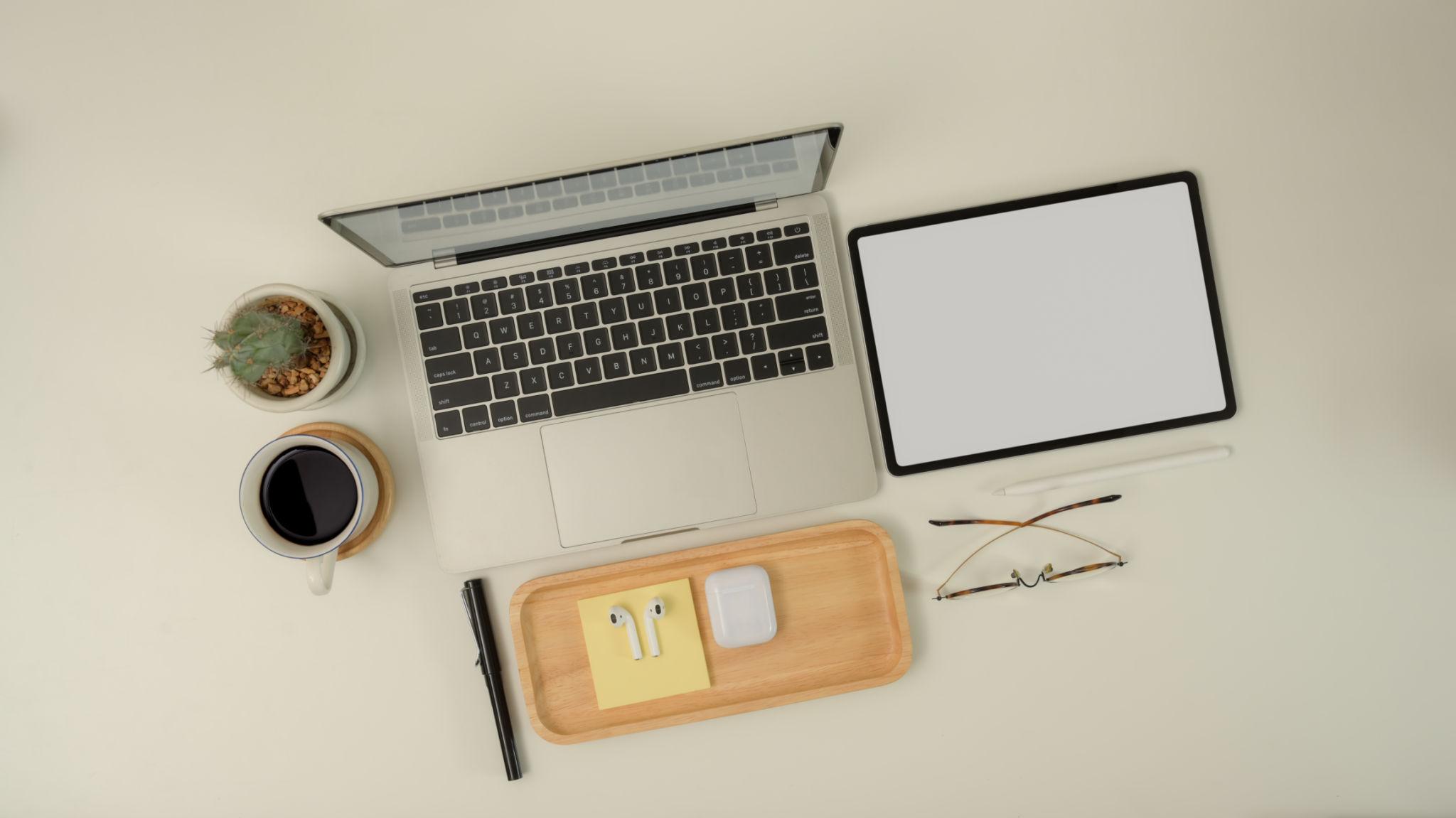 Laptop & Tablet Accessories